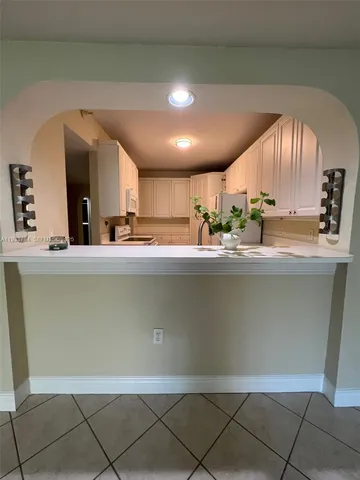 $3,100 | 10710 Northwest 66th Street, Unit 103, Doral, FL 33178