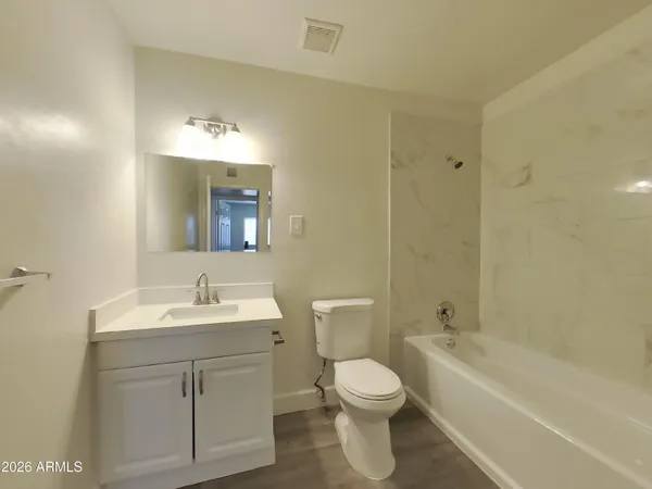 $2,079 | 14028 North 33rd Drive, Phoenix, AZ 85053