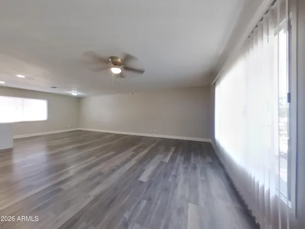 $2,079 | 14028 North 33rd Drive, Phoenix, AZ 85053