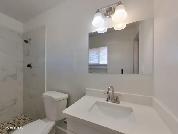 $2,079 | 14028 North 33rd Drive, Phoenix, AZ 85053