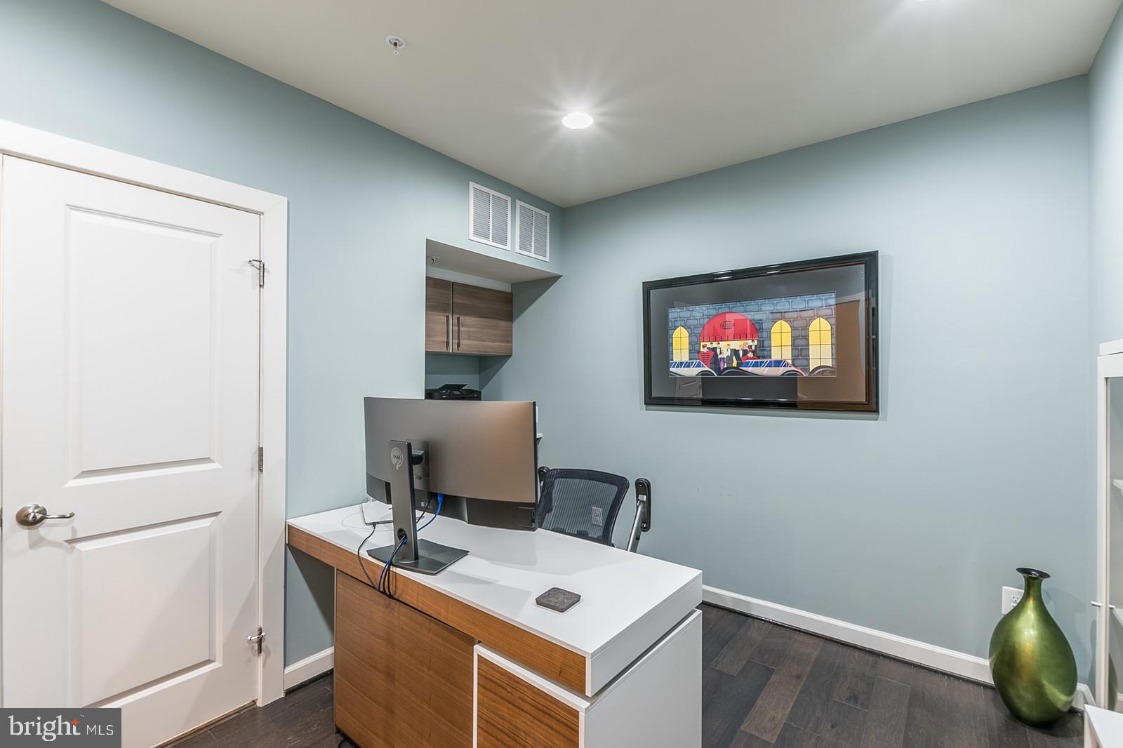 11396 Ridgeline Road Fairfax, VA 22030 - Photo 36 of 41