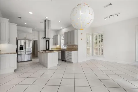 $599,000 | 1373 Rue Beauvais, Mandeville, LA 70471