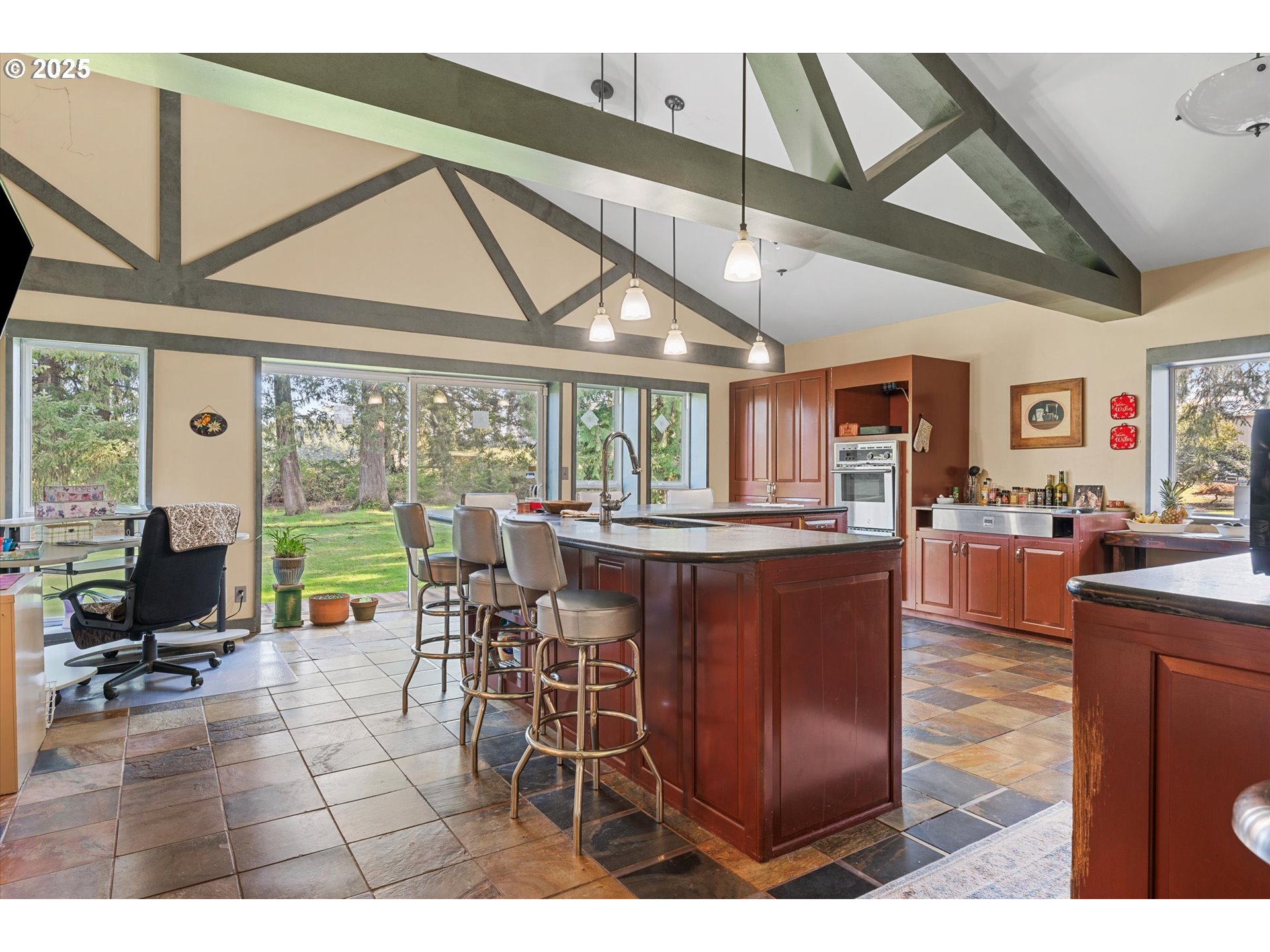 7755 Southwest Frobase Road Tualatin, OR 97062 - Photo 12 of 23 Gallery Image 12