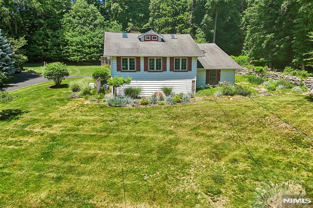 74 Woodland Road Montvale, NJ 07645 - Photo 18 of 21