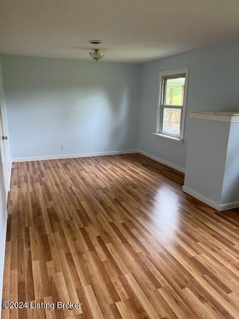 7922 Loretto Road Loretto, KY 40037 - Photo 24 of 35 Primary bedroom