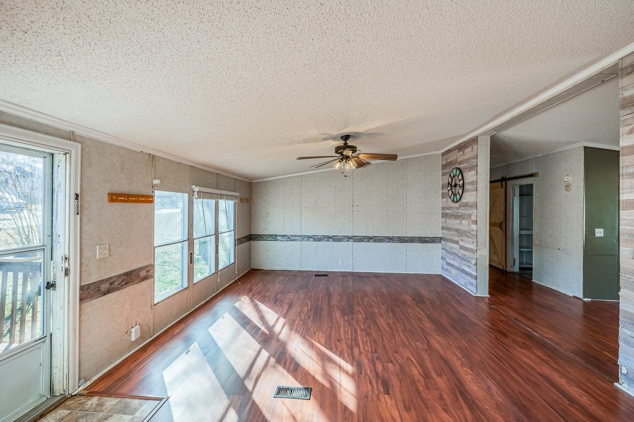 477 Thomason Road Fountain Inn, SC 29644 - Photo 6 of 32 Gallery Image 6