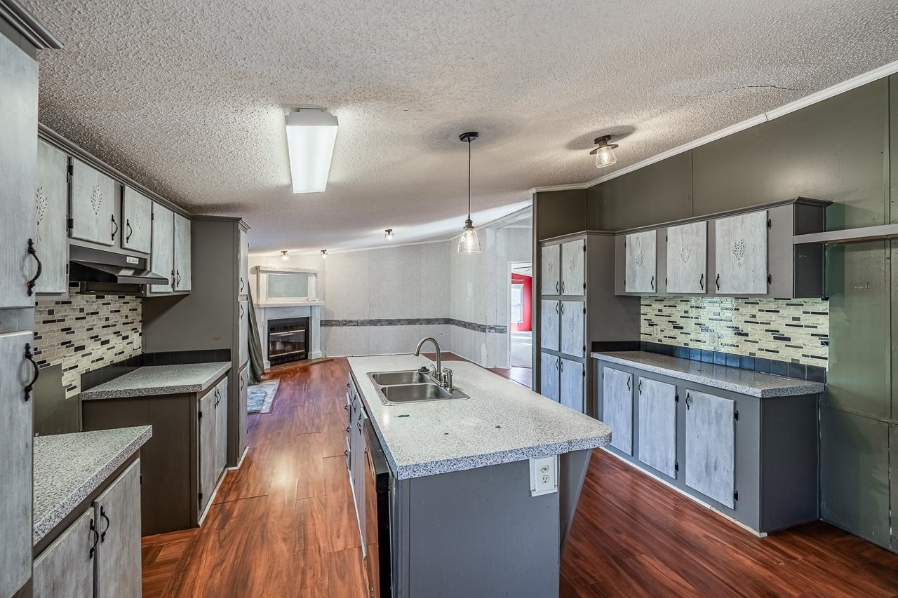 477 Thomason Road Fountain Inn, SC 29644 - Photo 9 of 32 Gallery Image 9