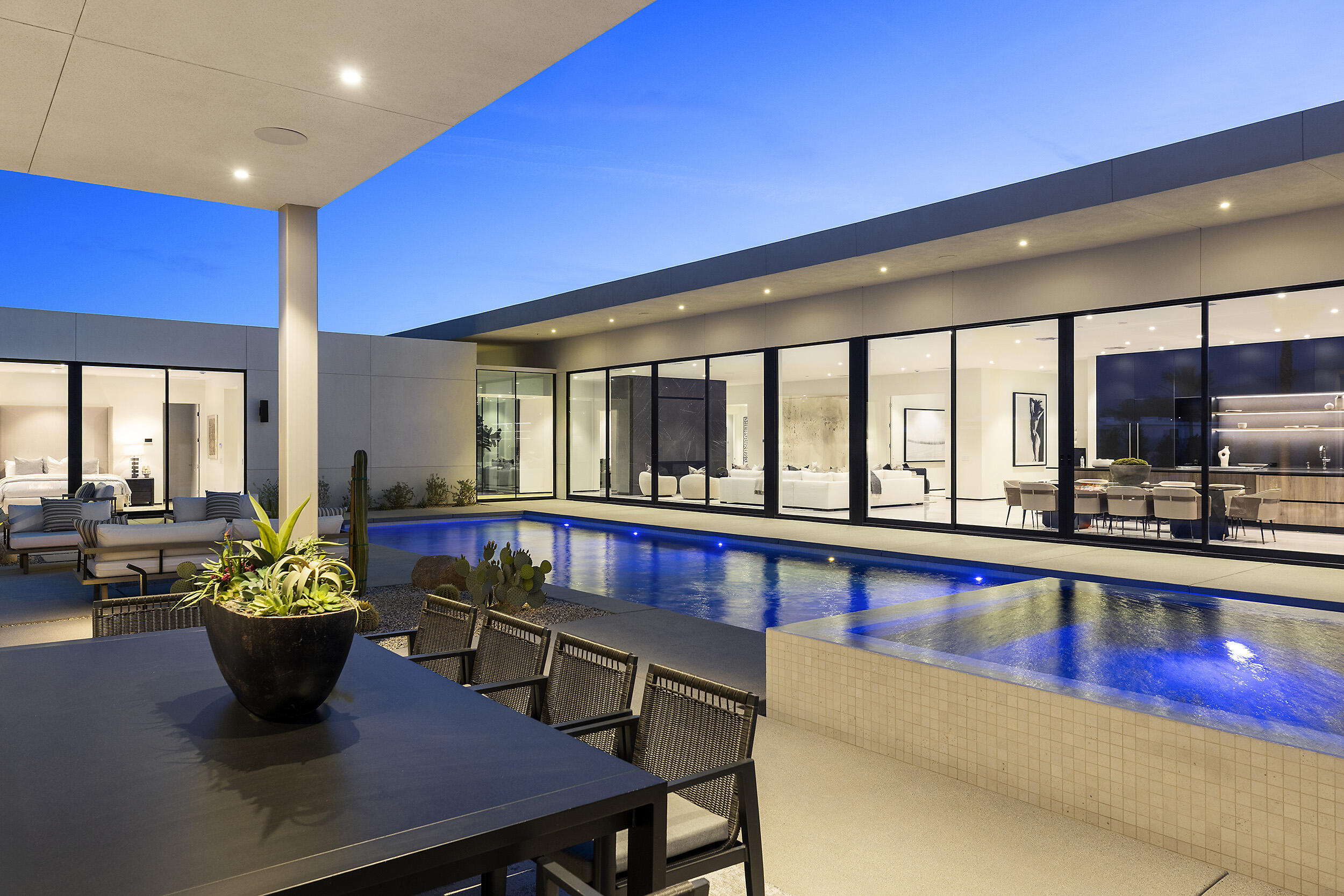 Pool 607