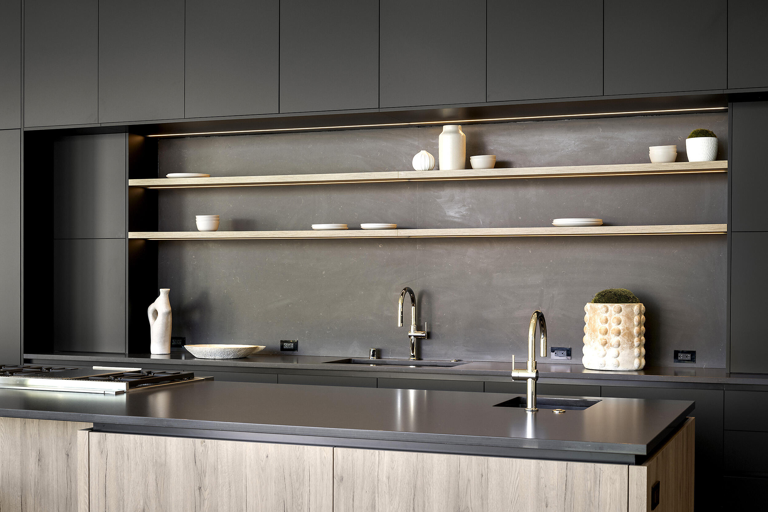 17 Via Linea Rancho Mirage, CA 92270 - Photo 13 of 31 Kitchen 240