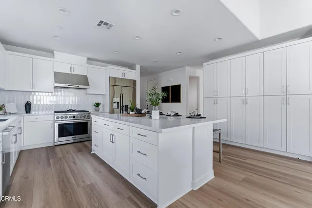 $1,899,990 | 3245 Arrowhead Court, Altadena, CA 91001