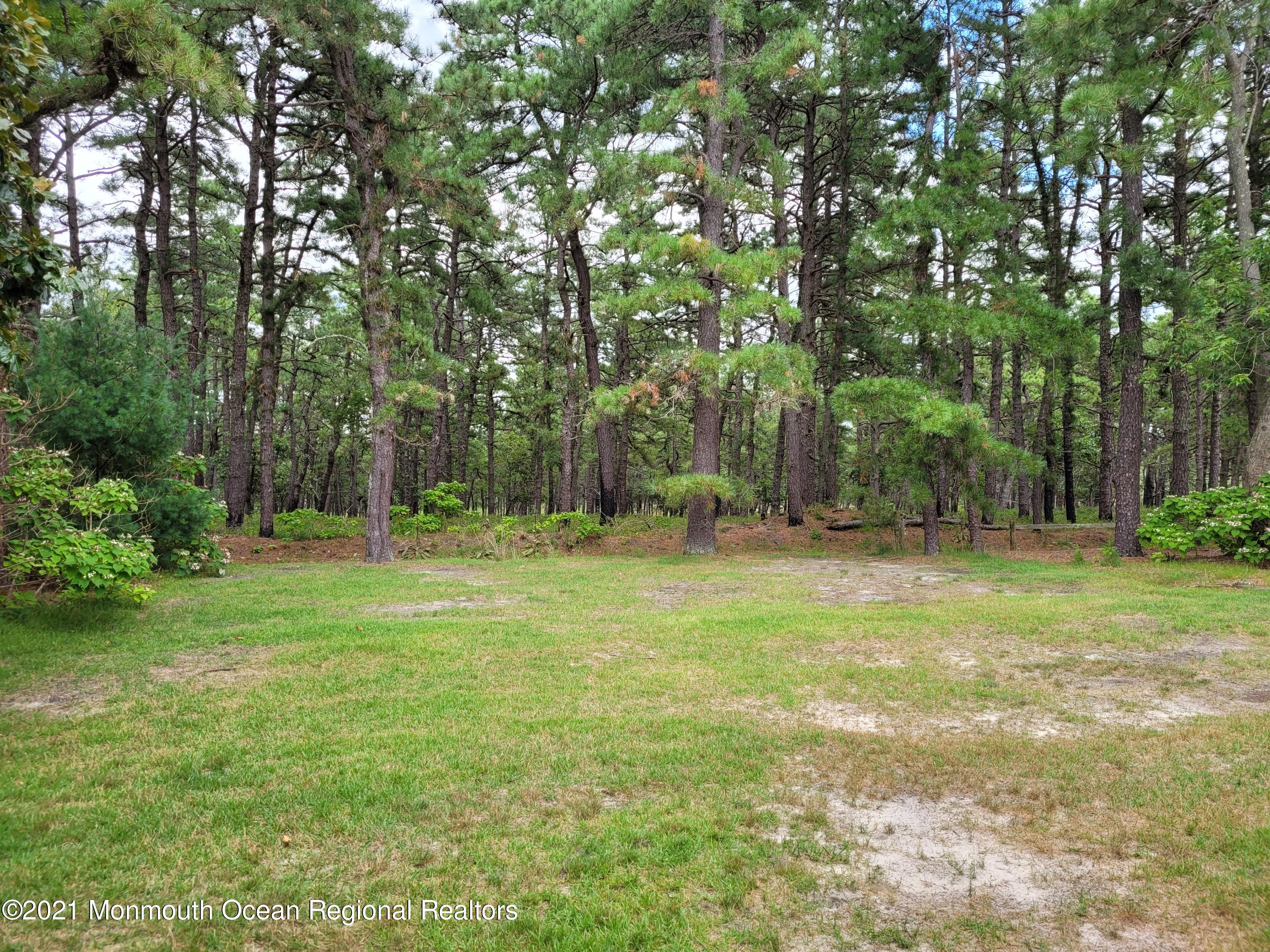 53 Sunset Road, Unit A Whiting, NJ 08759 - Photo 5 of 24 20210809_144250