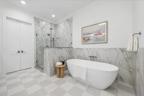 $1,299,000 | 20 Crain Sq Boulevard, Houston, TX 77025