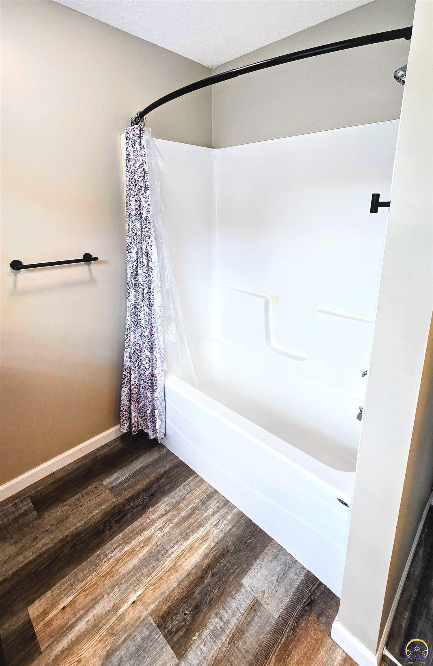 3650 Northeast Applewood Drive Topeka, KS 66617 - Photo 13 of 18 Secondary Bathroom