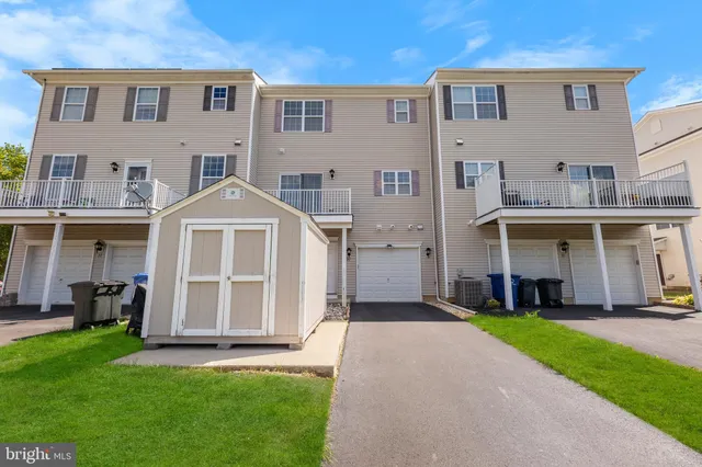 $3,600 | 29 Mountie Lane, Chesterfield, NJ 08515