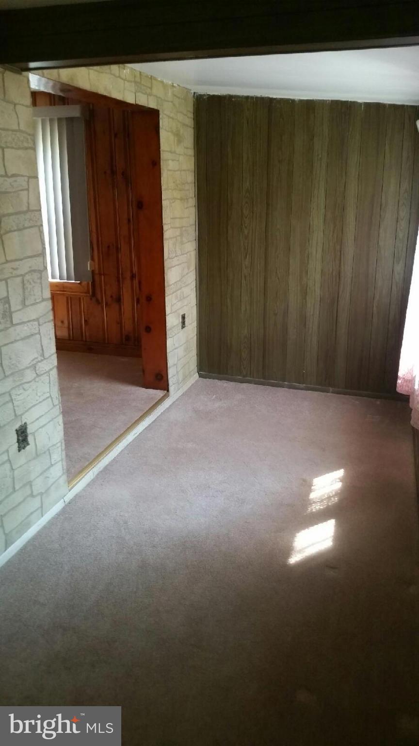 227 Harlem Road Pasadena, MD 21122 - Photo 11 of 21 Interior (General)
