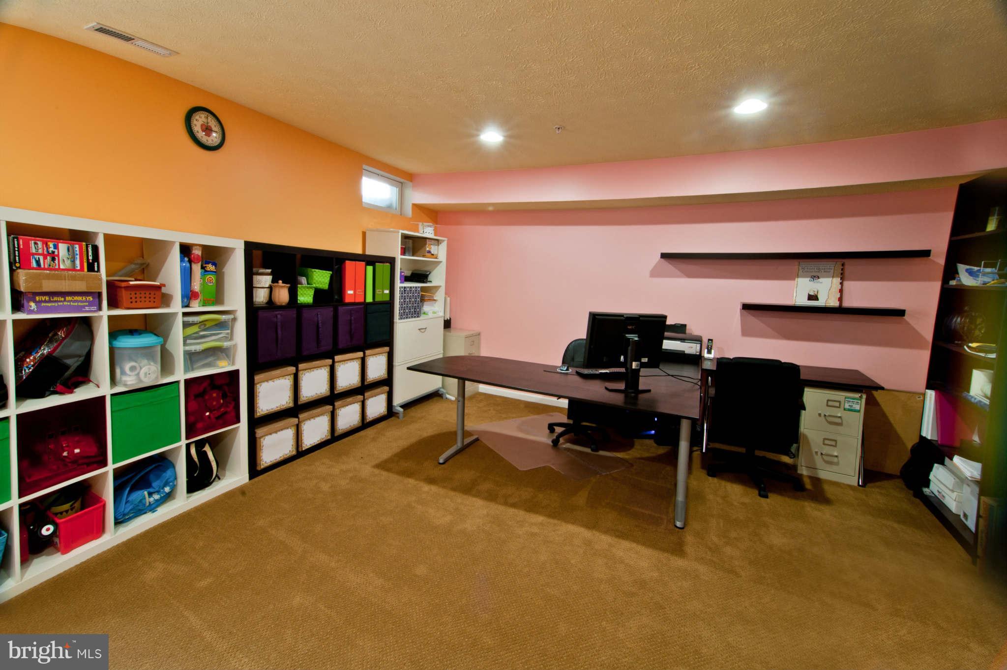 9661 Biggs Road Baltimore, MD 21220 - Photo 19 of 25 a room with furniture and soccer table