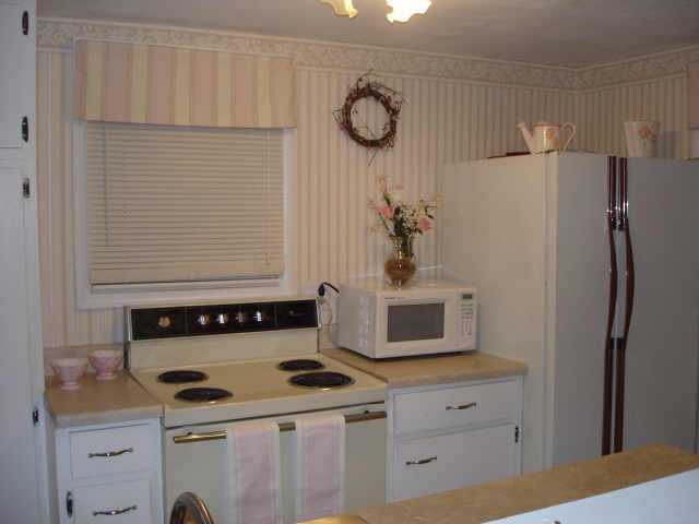 1815 Hillside Avenue Springfield, OH 45503 - Photo 5 of 10