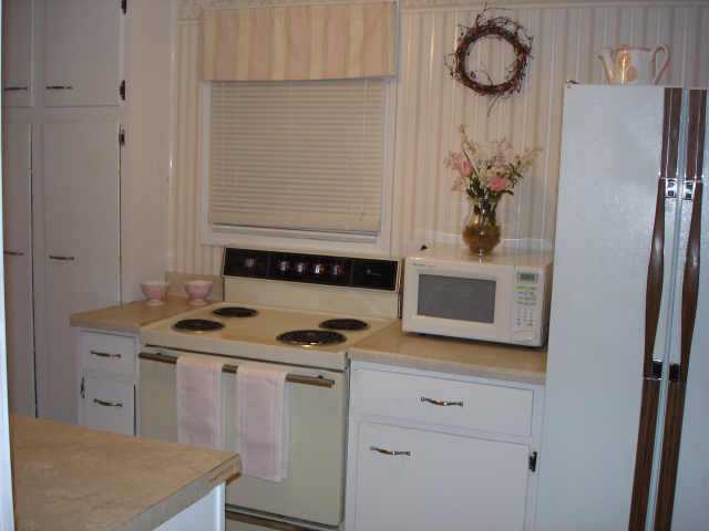 1815 Hillside Avenue Springfield, OH 45503 - Photo 6 of 10
