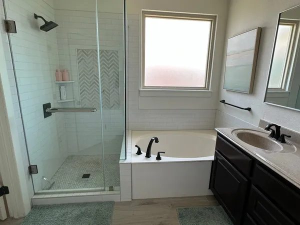 $2,600 | 205 Sycamore Street, Georgetown, TX 78633