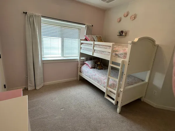 $2,600 | 205 Sycamore Street, Georgetown, TX 78633