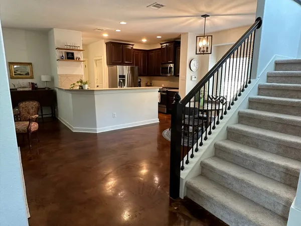 $2,600 | 205 Sycamore Street, Georgetown, TX 78633