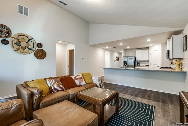 $383,250 | 3618 Copper Horse, Bulverde, TX 78163