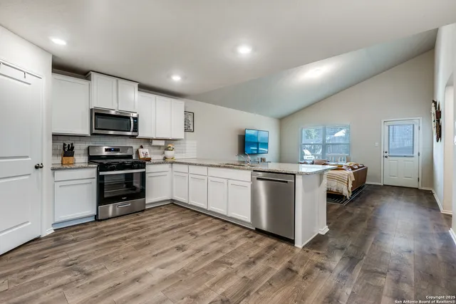 $383,250 | 3618 Copper Horse, Bulverde, TX 78163