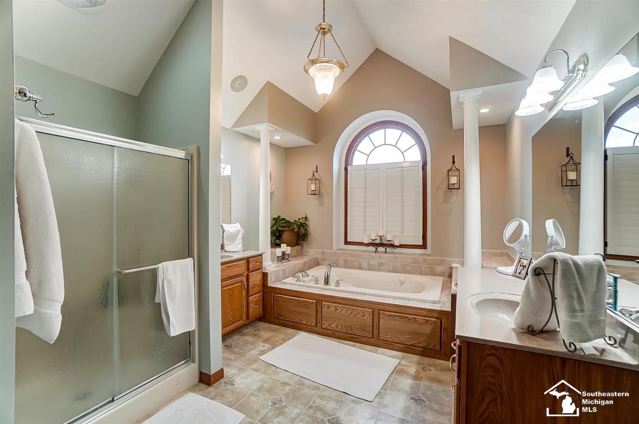 412 Golfview Way Monroe, MI 48162 - Photo 28 of 53 50069519-27.JPG