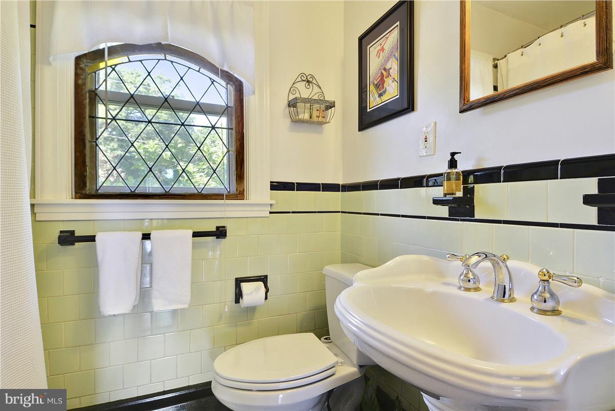 1031 Wiers Road Edgewater, MD 21037 - Photo 20 of 28 Bathroom