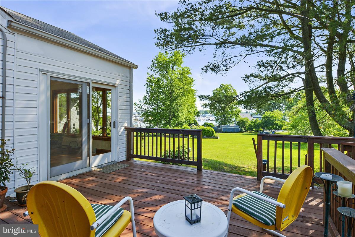 1031 Wiers Road Edgewater, MD 21037 - Photo 4 of 28 Deck View