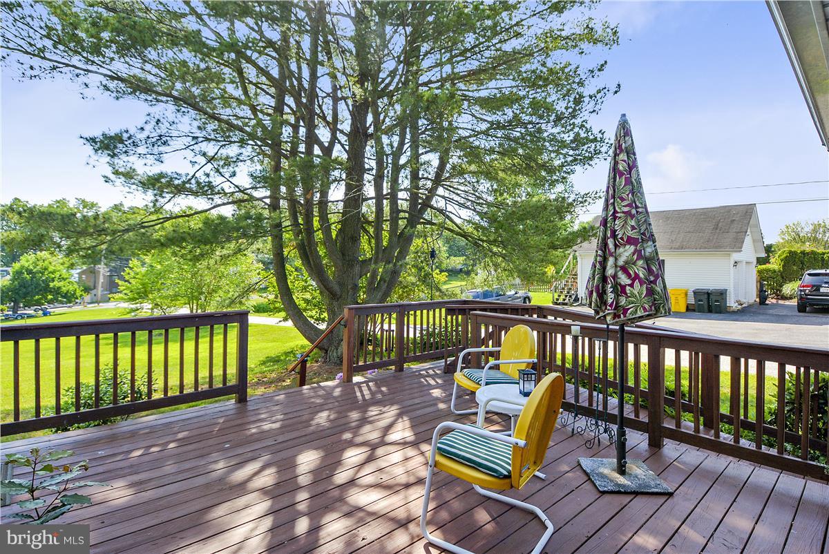 1031 Wiers Road Edgewater, MD 21037 - Photo 5 of 28 Deck View