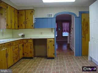 2737 Quakerbridge Road Hamilton, NJ 08619 - Photo 4 of 4