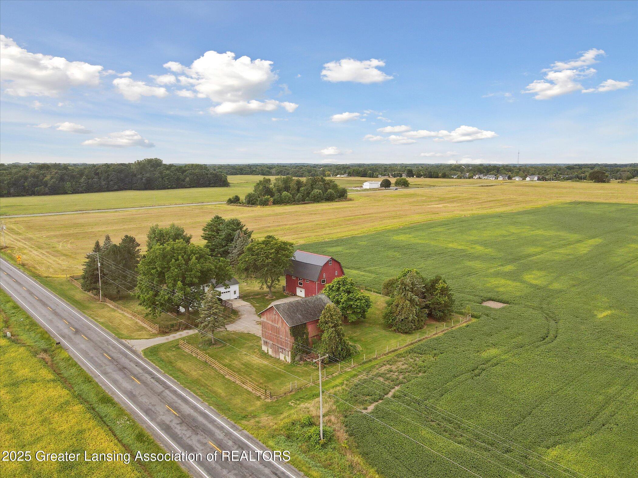577 Okemos Road Mason, MI 48854 - Photo 61 of 64 16-577-Okemos-Rd-Mason-MI-48854-WindowSt