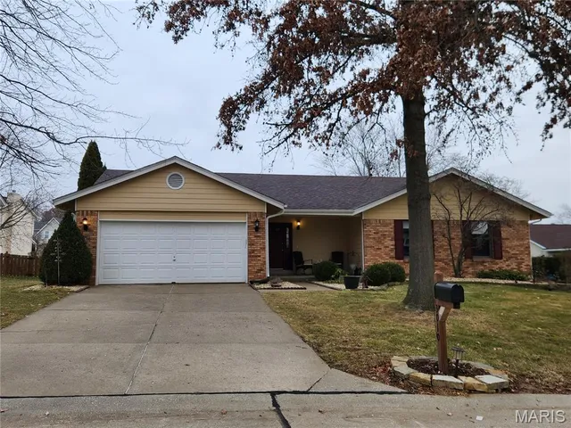 $375,000 | 3010 Paddlewheel Court, St. Charles, MO 63303