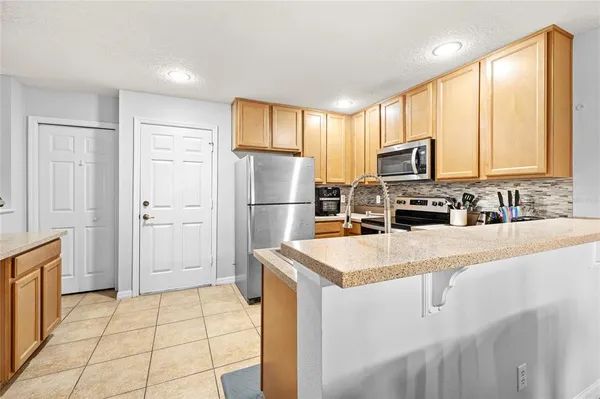$325,000 | 3847 Shaftbury Place, Oviedo, FL 32765