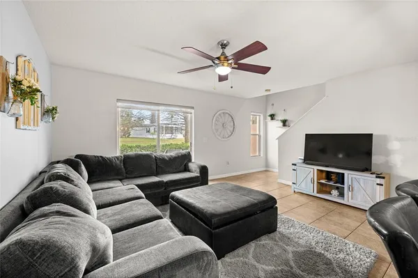 $325,000 | 3847 Shaftbury Place, Oviedo, FL 32765