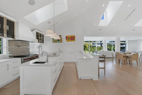 $19,900,000 | 761 Buttonwood Lane, Miami, FL 33137