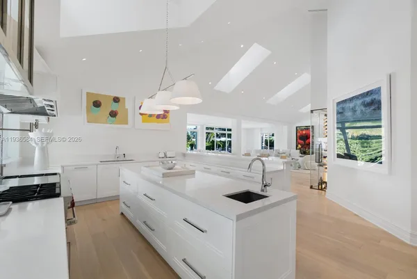 $19,900,000 | 761 Buttonwood Lane, Miami, FL 33137