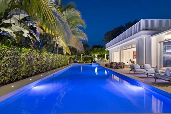 $19,900,000 | 761 Buttonwood Lane, Miami, FL 33137