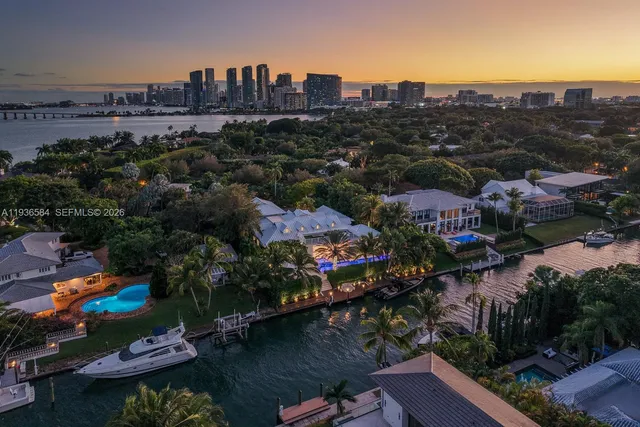 $24,900,000 | 761 Buttonwood Lane, Miami, FL 33137