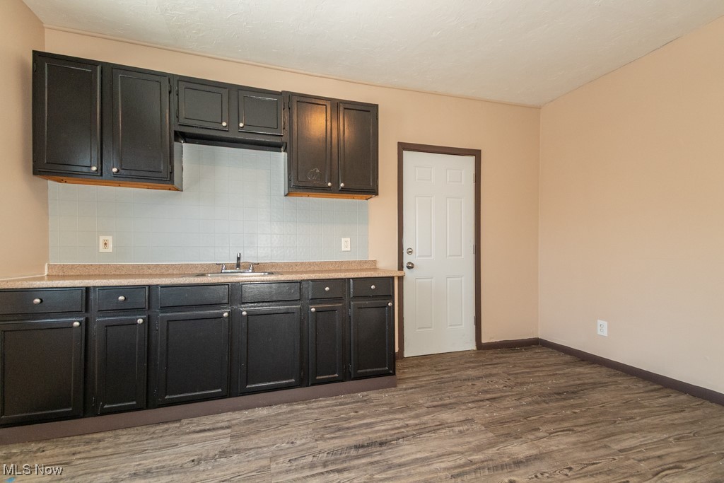 813 Wayside Road Cleveland, OH 44110 - Photo 11 of 22 Gallery Image 11
