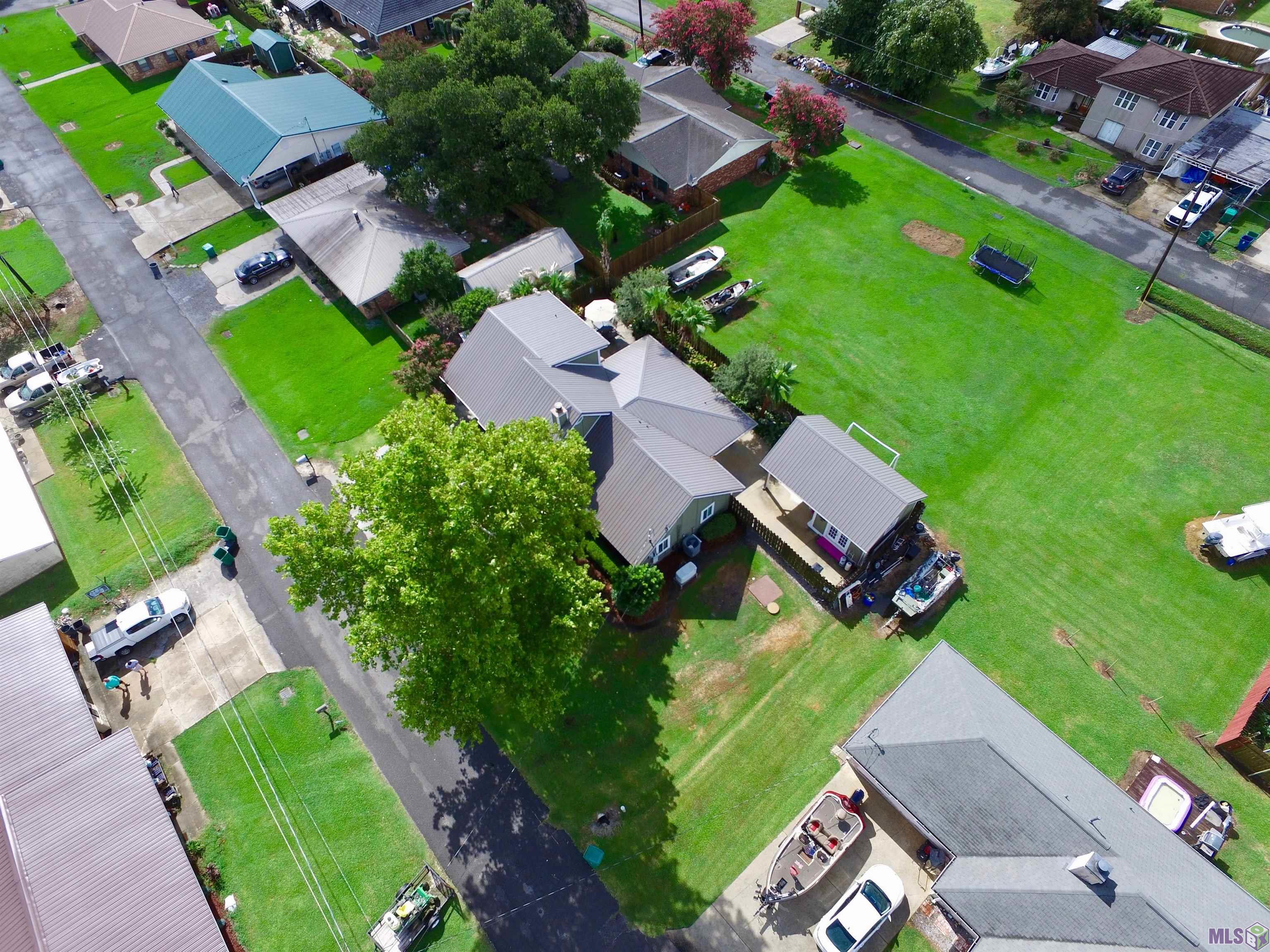 240 East 87th Street Cut Off, LA 70345 - Photo 14 of 44