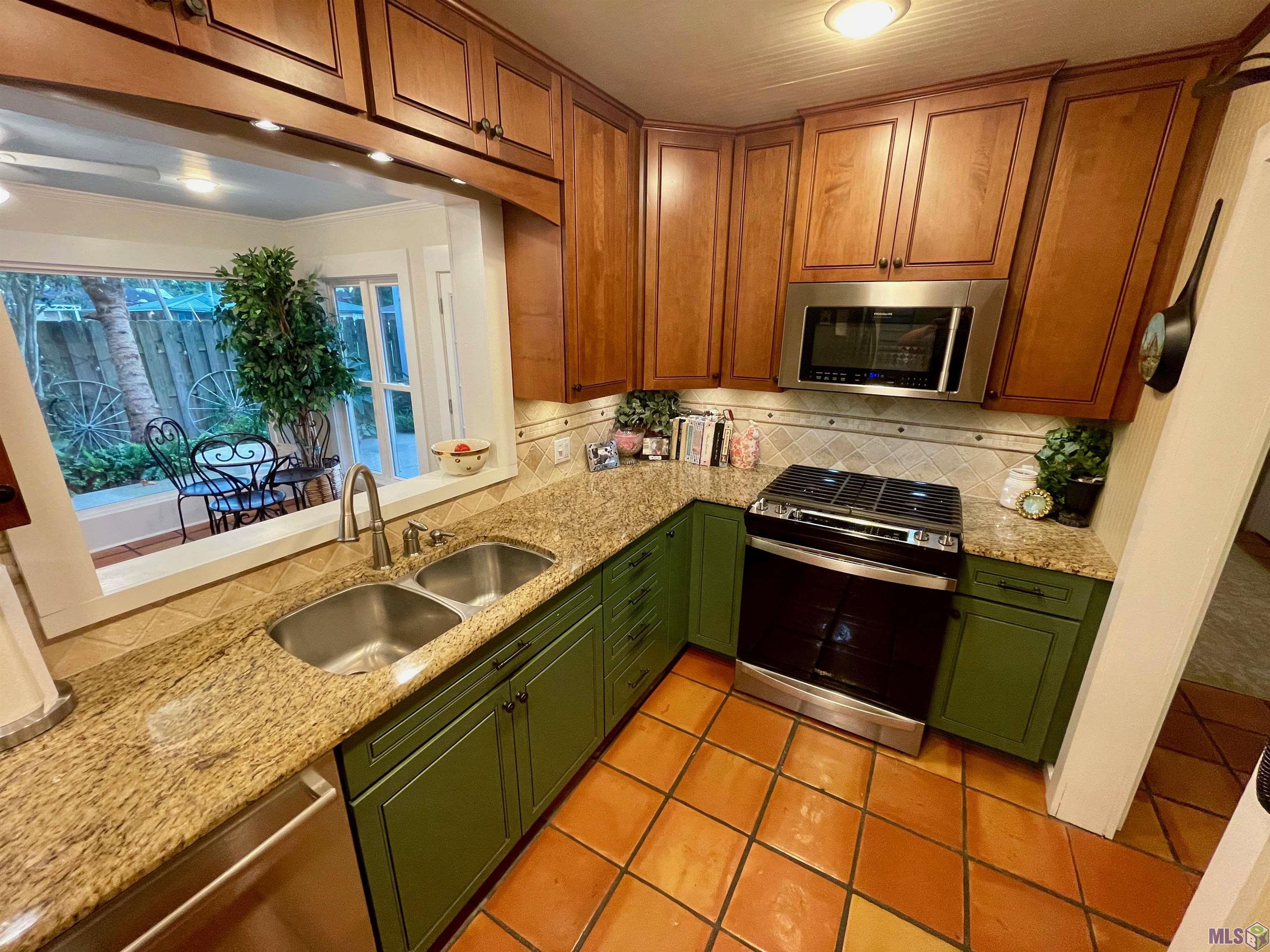 240 East 87th Street Cut Off, LA 70345 - Photo 26 of 44