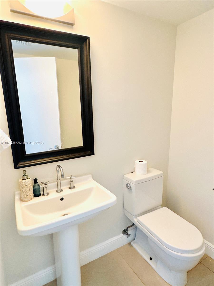 185 Southwest 7th Street, Unit 3502 Miami, FL 33130 - Photo 20 of 28