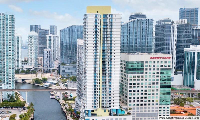 185 Southwest 7th Street, Unit 3502 Miami, FL 33130 - Photo 2 of 28
