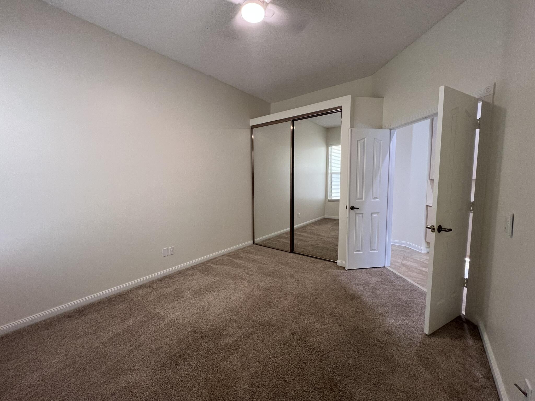 244 Hampton Place Jupiter, FL 33458 - Photo 20 of 31 Guest Bedroom