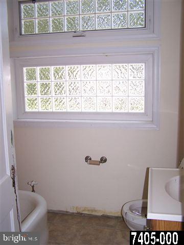 933 Broadway Hanover, PA 17331 - Photo 14 of 24 Gallery Image 14