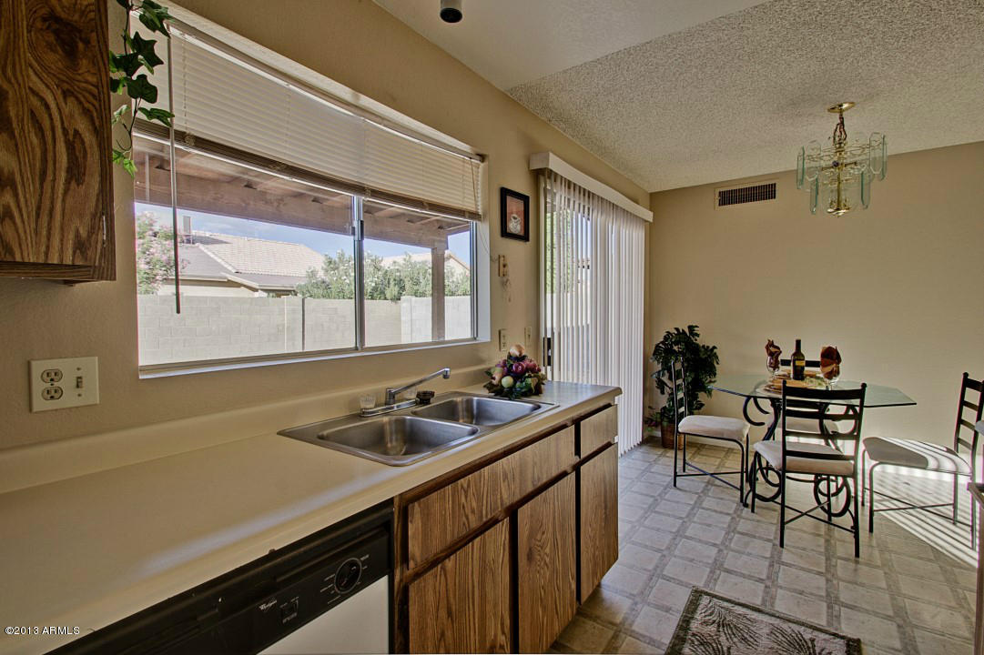 1926 East Grandview Road Phoenix, AZ 85022 - Photo 13 of 27 Grandview (13)