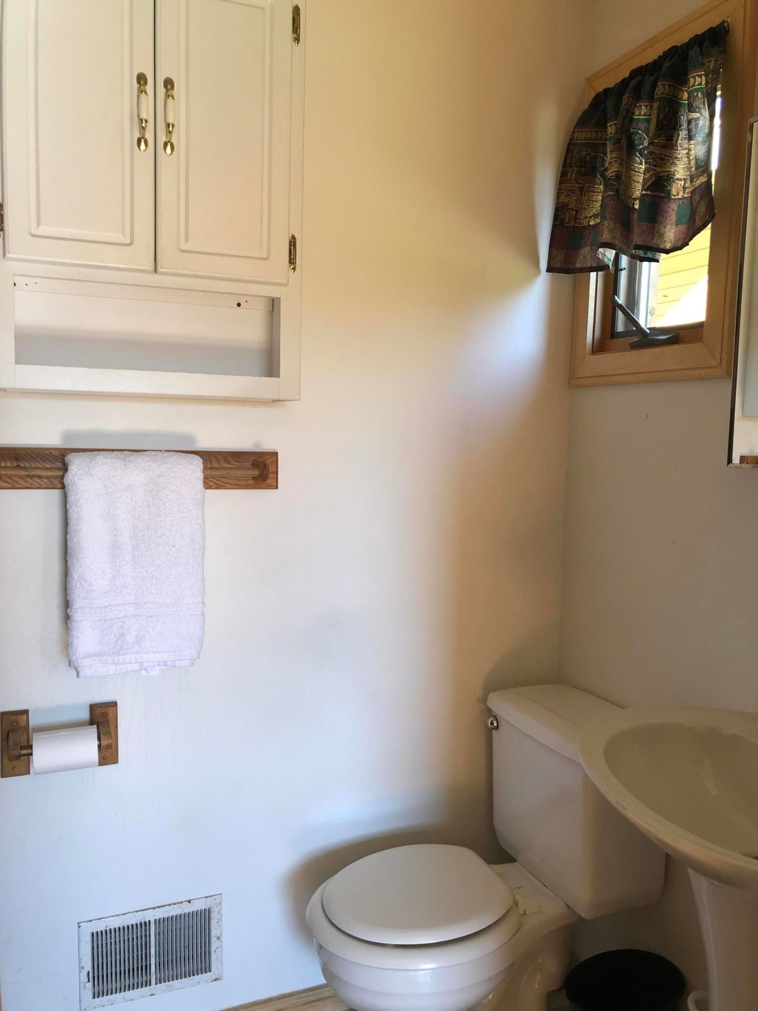 9534 South North Hulbert Road Hulbert, MI 49748 - Photo 9 of 16 Gallery Image 9
