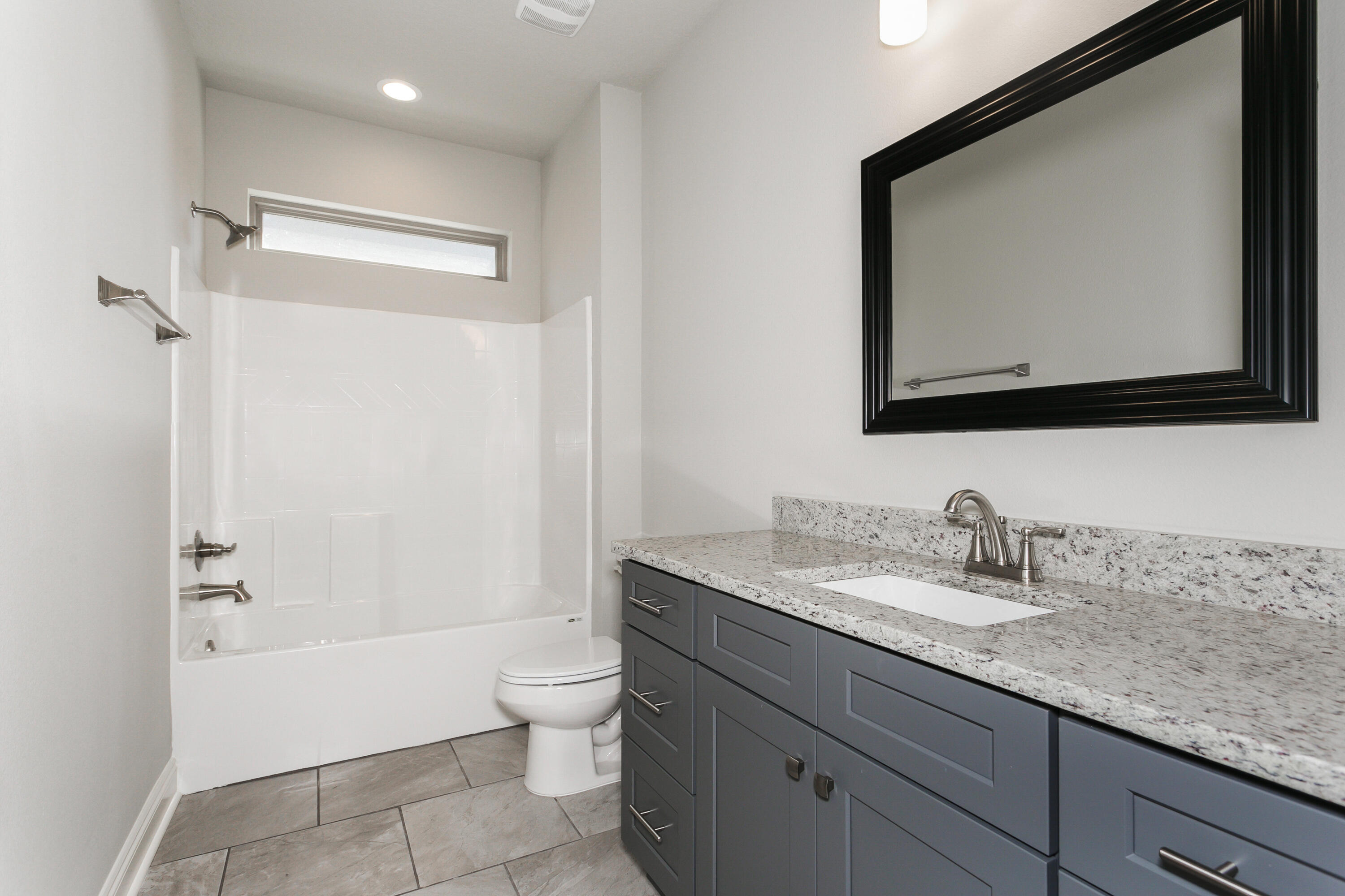 6707 Rocky Shores Road Milton, FL 32583 - Photo 17 of 44 Downstairs Bathroom